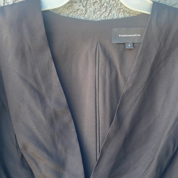 FIVESEVENTYFIVE cropped long sleeve blouse Black size Small - Picture 2 of 8